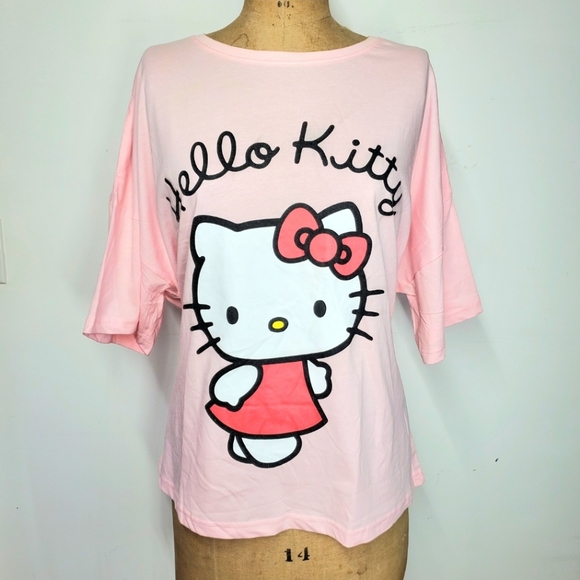 Hello Kitty Size L NEW T-Shirt Genuine Sanrio Light Pink Short Sleeve Nightshirt - Picture 1 of 9
